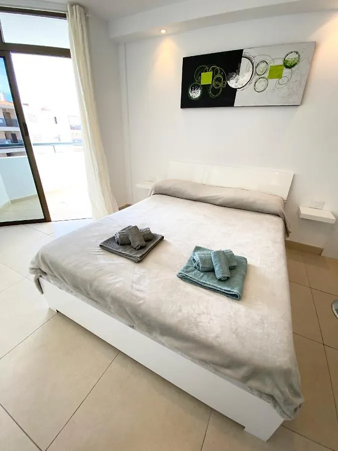 Aloha Summerland Vip Studio Sea & Pool View Los Cristianos  Apartment